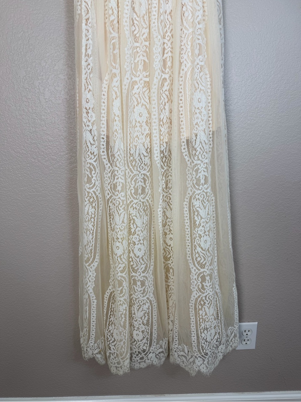 Baltic Born Caroline Cream Ivory Lace Off The Shoulder Maxi Dress Small $98 - Picture 13 of 16
